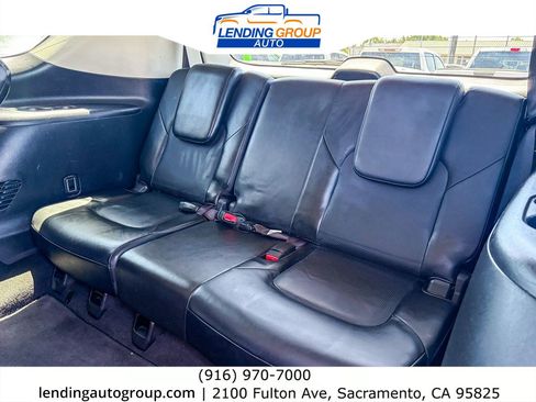 Used 2018 Nissan Armada Platinum AWD/4WD image 19
