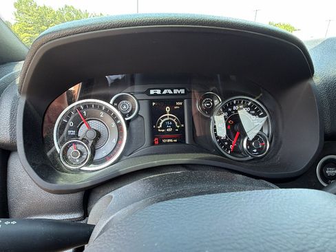 Used 2022 RAM 2500 Big Horn w/ Protection Group AWD/4WD image 29