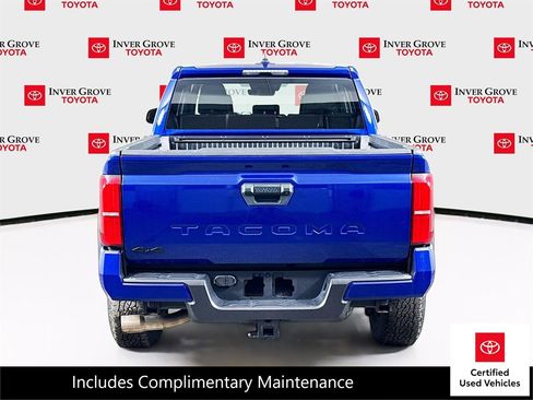 Certified 2024 Toyota Tacoma TRD Off-Road image 6