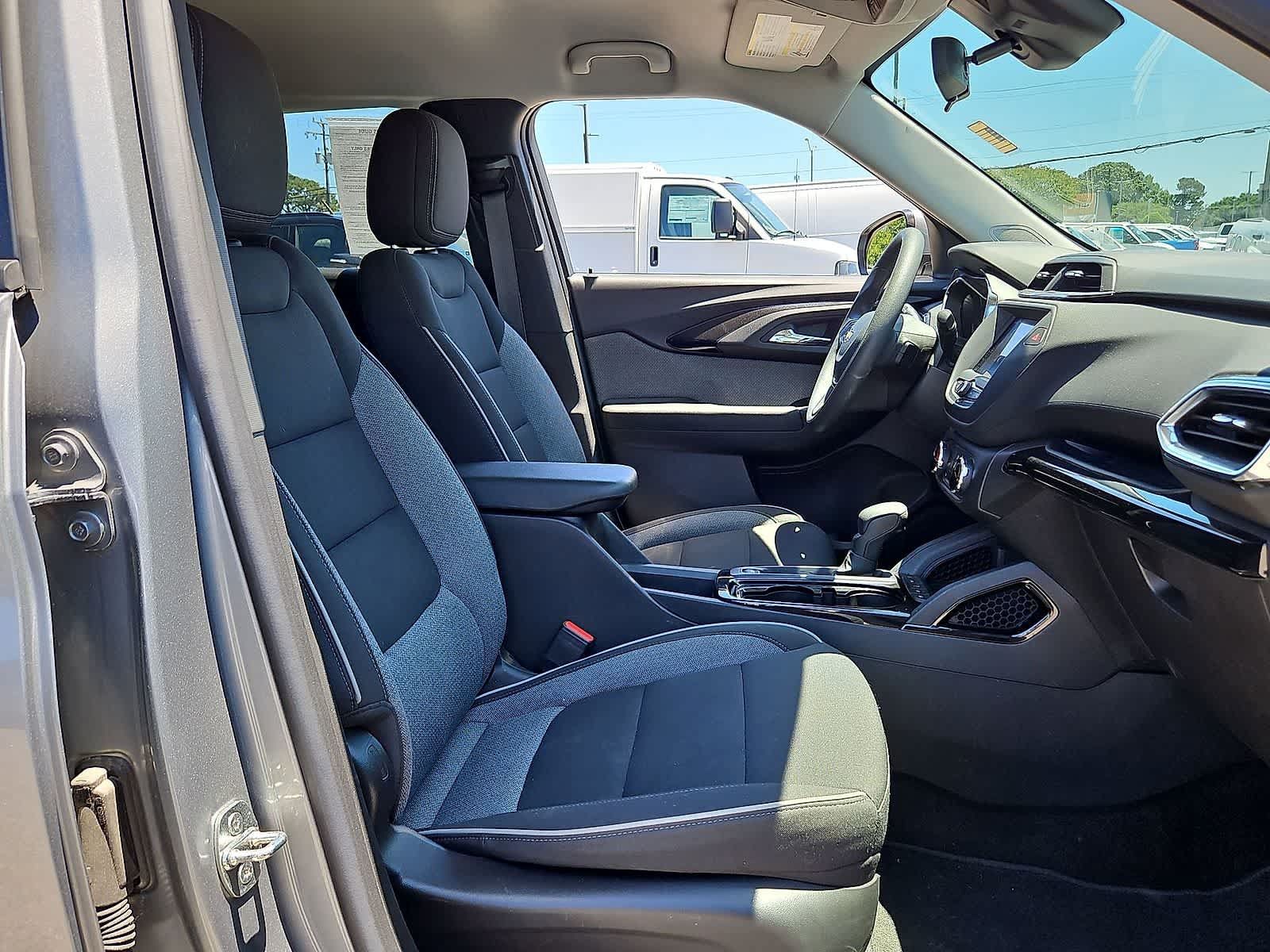 Certified 2023 Chevrolet TrailBlazer LT FWD image 31