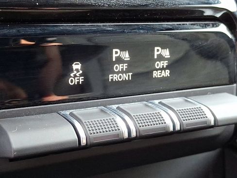 Used 2026 RAM 1500 Big Horn AWD/4WD image 24