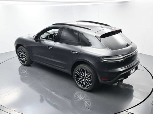 Certified 2026 Porsche Macan AWD/4WD image 26
