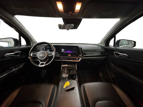 Used 2023 Kia Sportage EX image 15