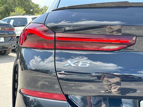 New 2027 BMW X6 xDrive40i w/ Executive Package AWD/4WD image 10