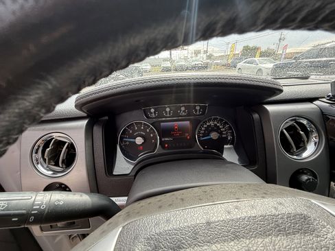 Used 2014 Ford F150 Limited image 12