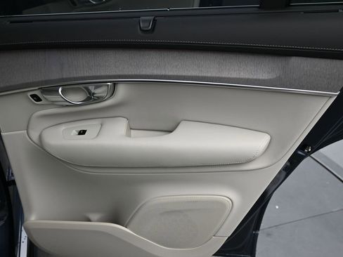 New 2026 Volvo XC90 B6 Ultra AWD/4WD image 16
