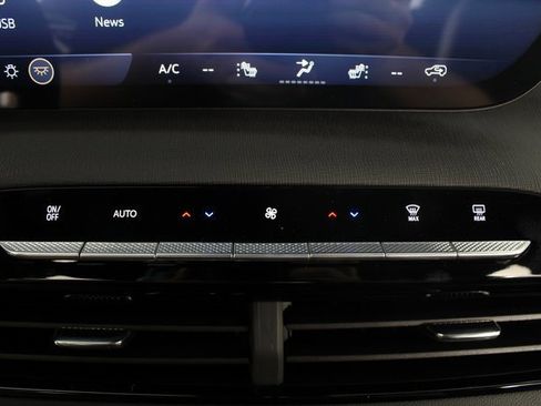 New 2026 Buick Enclave Sport Touring w/ Power Package image 8