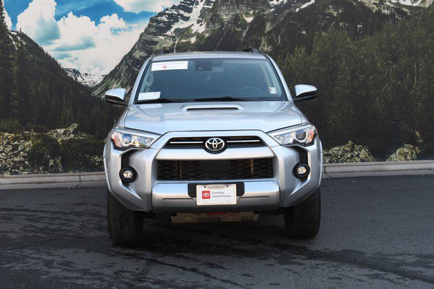 Certified 2023 Toyota 4Runner TRD Off-Road AWD/4WD image 5