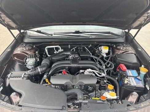 Used 2019 Subaru Outback 2.5i Limited image 10
