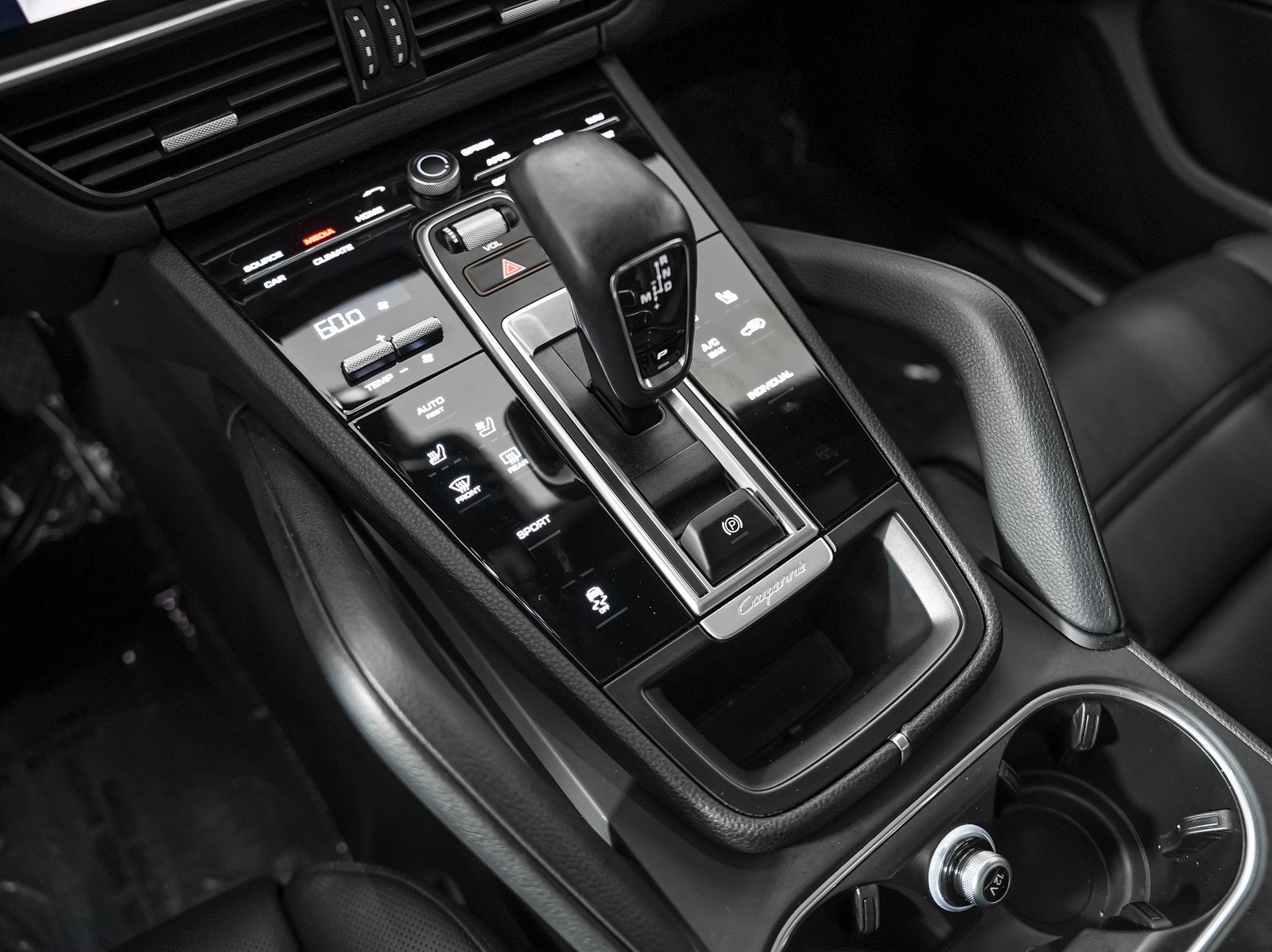Certified 2023 Porsche Cayenne AWD/4WD image 21