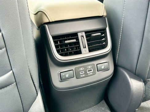 Certified 2025 Subaru Outback Limited AWD/4WD image 27
