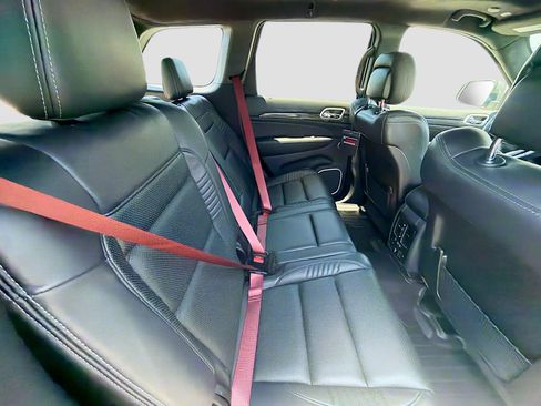 Used 2021 Jeep Grand Cherokee Trackhawk AWD/4WD image 28