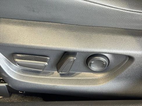 Certified 2025 Toyota Camry XLE FWD image 20