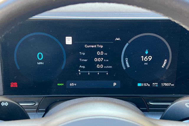 Certified 2024 Hyundai Kona SEL FWD image 32