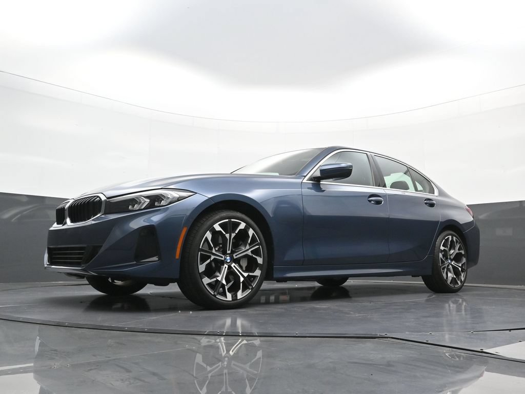 Used 2026 BMW 330i xDrive Sedan AWD/4WD image 23