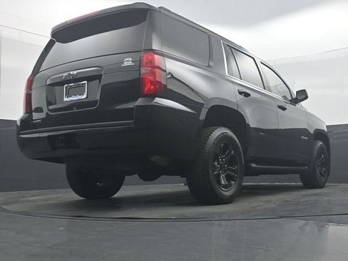 Used 2019 Chevrolet Tahoe LS w/ Enhanced Driver Alert Package AWD/4WD image 32