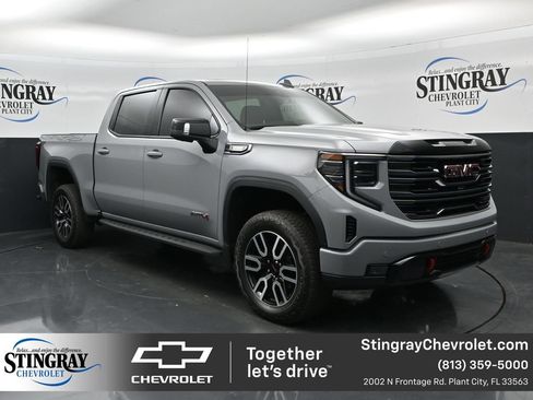 Used 2025 GMC Sierra 1500 AT4 w/ AT4 Premium Package AWD/4WD image 1