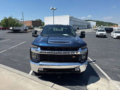 Used 2020 Chevrolet Silverado 2500 LT w/ All Star Edition AWD/4WD image 2