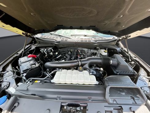 Used 2025 Ford F150 Lariat AWD/4WD image 34