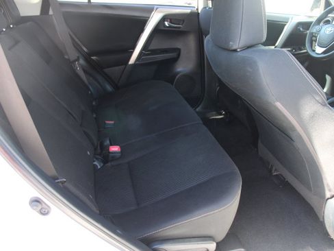 Used 2014 Toyota RAV4 XLE FWD image 16