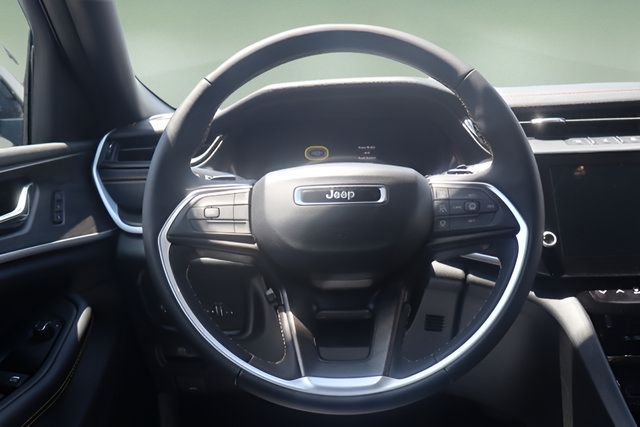 New 2026 Jeep Grand Cherokee Limited AWD/4WD image 13