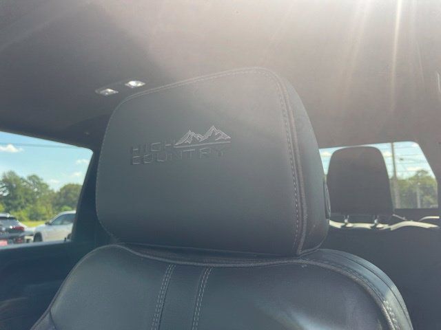 Used 2020 Chevrolet Silverado 3500 High Country w/ Technology Package AWD/4WD image 15