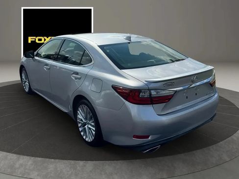 Used 2016 Lexus ES 350 w/ Luxury Package w/Wood Trim FWD image 7