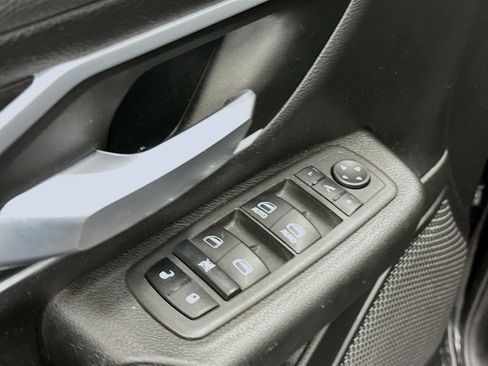 Used 2022 RAM 1500 Big Horn AWD/4WD image 15