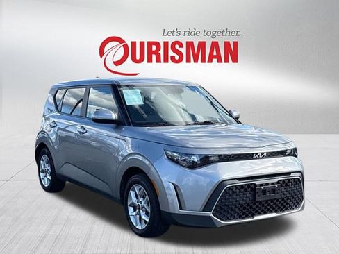 Certified 2023 Kia Soul LX w/ LX Technology Package image 1