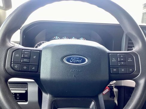 Used 2023 Ford F250 XL w/ Snow Plow Prep Package AWD/4WD image 10