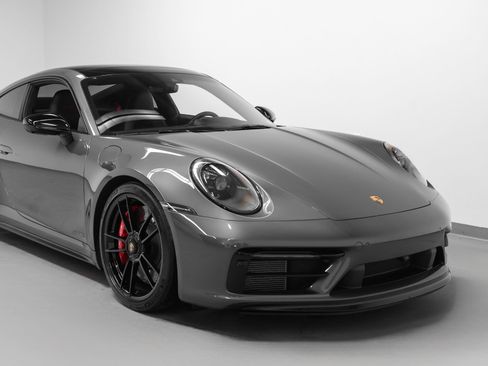 Certified 2022 Porsche 911 Carrera 4 GTS AWD/4WD image 9