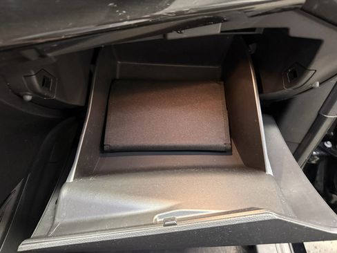 Used 2018 Ford Escape Titanium AWD/4WD image 22