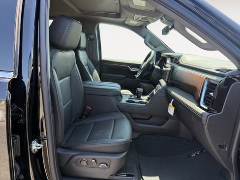 New 2026 GMC Sierra 1500 Denali AWD/4WD image 19