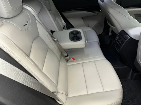 Used 2023 Cadillac XT4 Premium Luxury w/ Cold Weather Package image 29