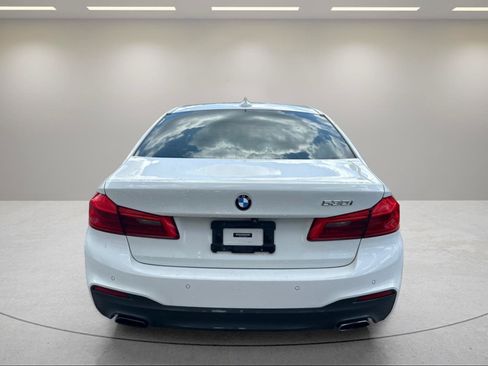 Used 2019 BMW 530i w/ M Sport Package RWD image 4