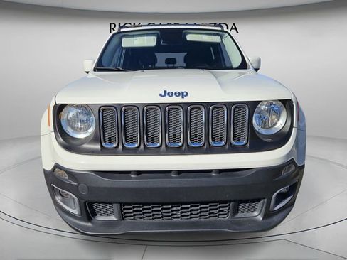 Used 2016 Jeep Renegade Latitude image 3