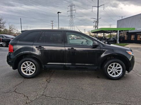 Used 2013 Ford Edge SE image 4