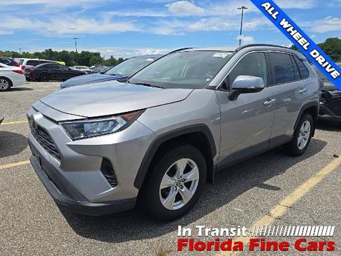 Used 2021 Toyota RAV4 XLE AWD/4WD image 1