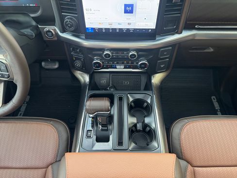 Used 2025 Ford F150 King Ranch w/ FX4 Off-Road Package image 11