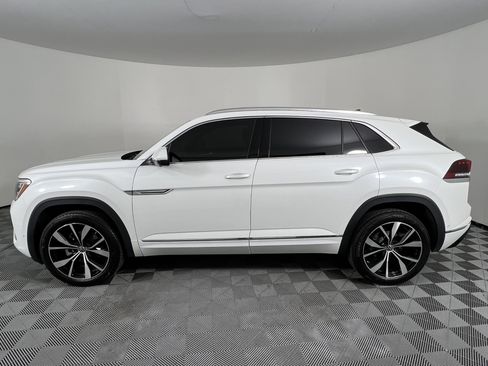 Used 2024 Volkswagen Atlas Cross Sport SEL Premium R-Line image 9