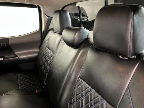 Used 2022 Toyota Tacoma SR5 image 20