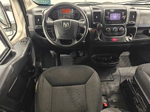 Used 2021 RAM ProMaster 2500 FWD image 4