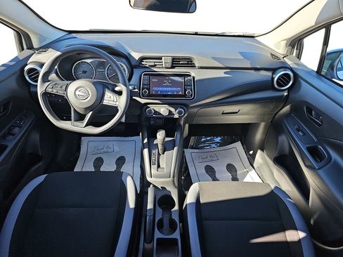 Used 2025 Nissan Versa S w/ Trunk Package image 12
