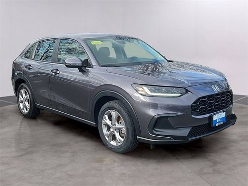 Certified 2024 Honda HR-V LX image 3