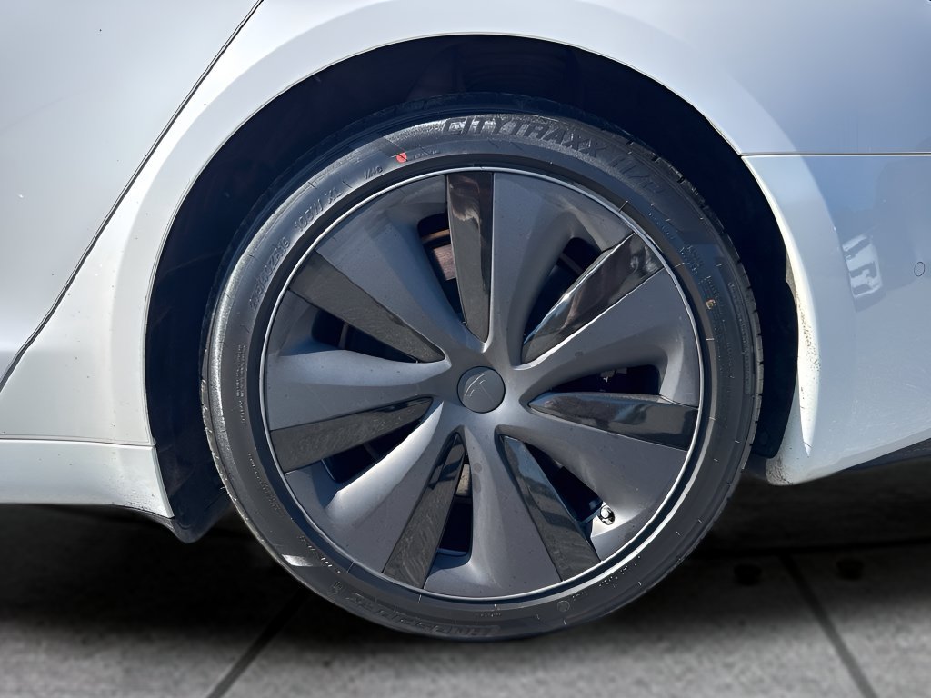 Used 2023 Tesla Model S Plaid AWD/4WD image 33