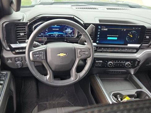 Used 2025 Chevrolet Silverado 3500 High Country w/ High Country Premium Package AWD/4WD image 17