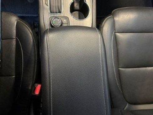 Used 2019 GMC Acadia SLT AWD/4WD image 20