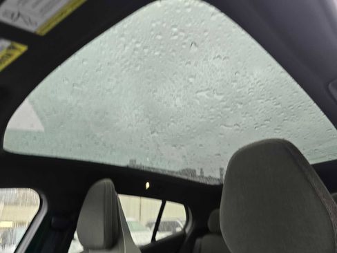 New 2026 Volvo EX30 Plus w/ Protection Package image 24