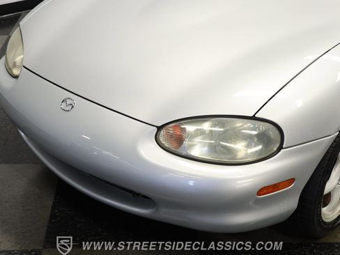Used 1999 MAZDA MX-5 Miata image 18