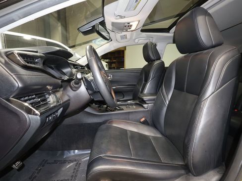 Used 2016 Toyota Avalon Limited w/ Toyota Safety Sense Package FWD image 15